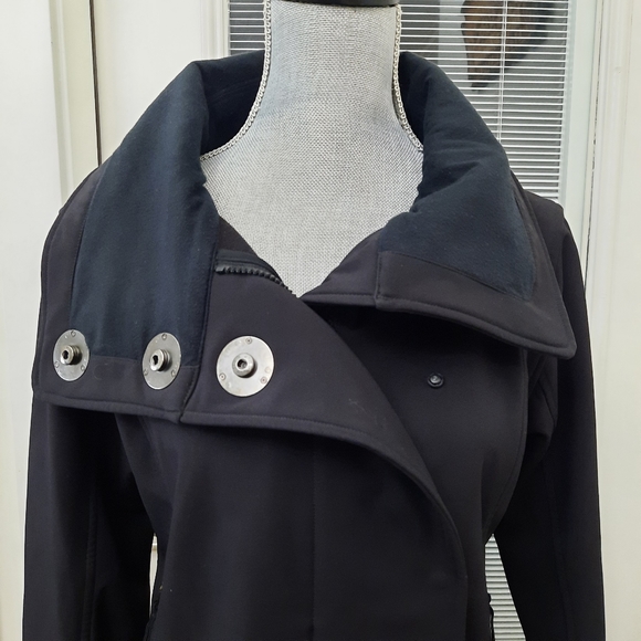 Lululemon Audrey Black Softshell High Collar Button Snap Outerwear bomber jacket - Picture 4 of 12